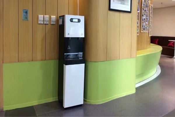 深圳企業(yè)公司的直飲水真的可以直接喝嗎？直飲水檢測(cè)一下就知道